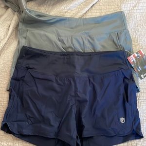 2 born primitive maternity shorts